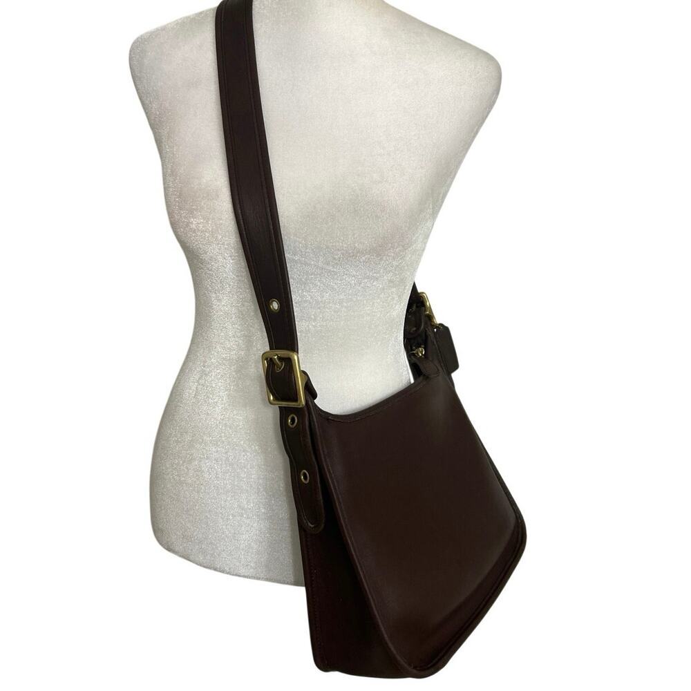 Vintage Coach Brown Legacy 9966 Crossbody 1997 Made USA Glove Tanned Leather